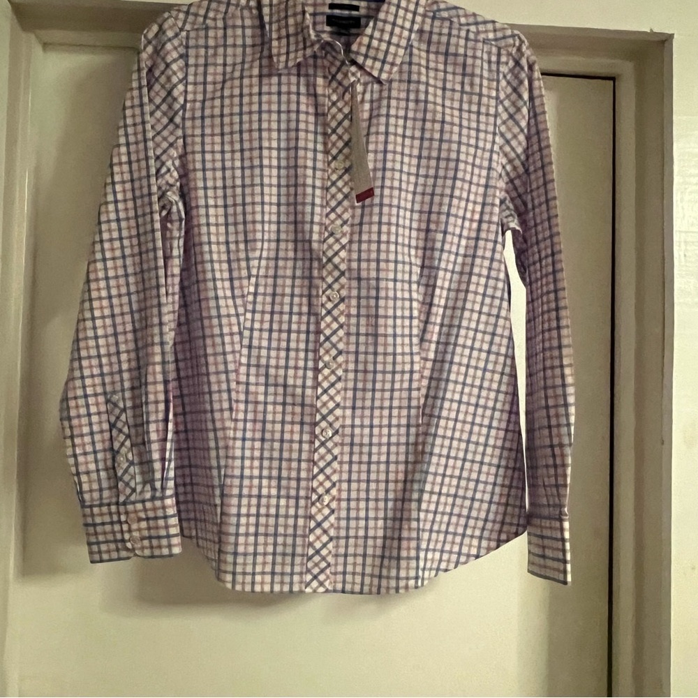 TALBOTS NWT size 6
MSRP $89.50